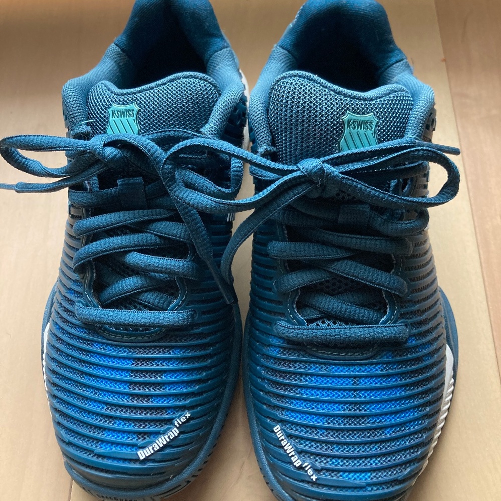 NWOT K-Swiss Boys Hypercourt Express 2 Sneakers